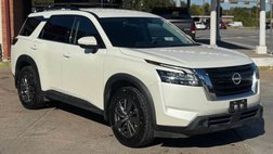 2022 Nissan Pathfinder SV
