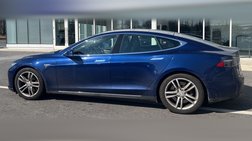 2015 Tesla Model S 70D