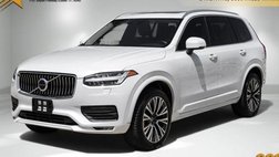 2021 Volvo XC90 T6 Momentum 7-Passenger