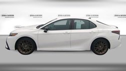 2023 Toyota Camry Hybrid SE