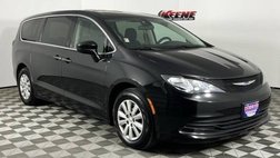 2020 Chrysler Voyager L