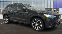 2023 Volvo XC60 B5 Plus Dark Theme