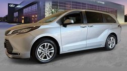 2022 Toyota Sienna XLE 7-Passenger