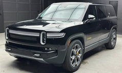 2023 Rivian R1S Adventure