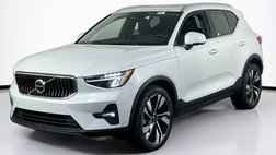 2023 Volvo XC40 B5 Plus Bright Theme