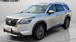 2025 Nissan Pathfinder SL