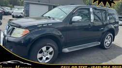 2008 Nissan Pathfinder SE