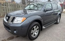 2010 Nissan Pathfinder LE 4WD