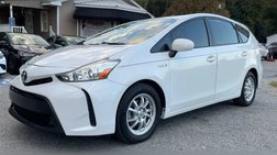 2015 Toyota Prius v Five