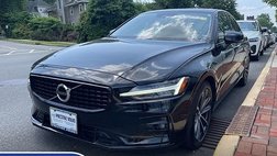 2022 Volvo S60 B5 Momentum