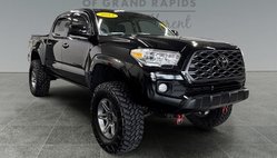 2023 Toyota Tacoma SR V6