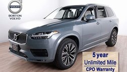2022 Volvo XC90 T6 Momentum 7-Passenger