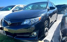 2014 Toyota Camry SE Sport