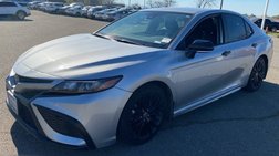 2022 Toyota Camry Hybrid SE Nightshade