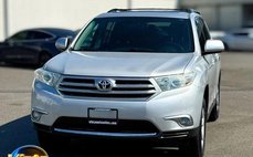 2011 Toyota Highlander SE