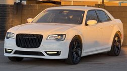 2022 Chrysler 300 Touring L