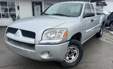 2008 Mitsubishi Raider LS