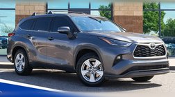 2022 Toyota Highlander LE