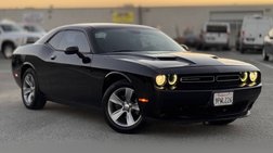 2015 Dodge Challenger SXT