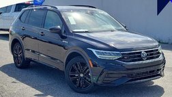 2022 Volkswagen Tiguan SE R-Line Black