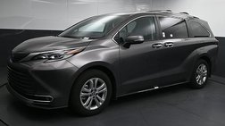 2023 Toyota Sienna Platinum 7-Passenger