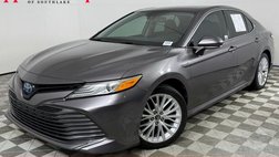 2019 Toyota Camry Hybrid XLE
