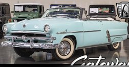 1953 Ford Sunliner