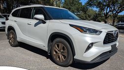 2022 Toyota Highlander Hybrid Bronze Edition