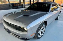 2015 Dodge Challenger SXT Plus