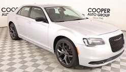 2023 Chrysler 300 Touring