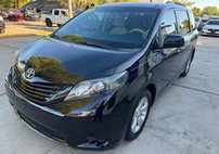 2013 Toyota Sienna LE