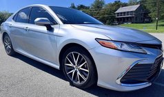 2022 Toyota Camry Hybrid XLE