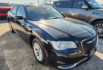 2023 Chrysler 300 Touring