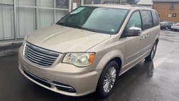 2015 Chrysler Town and Country Touring-L