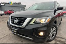 2017 Nissan Pathfinder SL