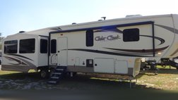 2017 Other Makes MID BUNK HOUSE