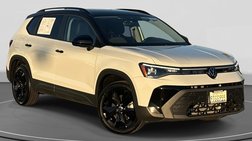 2025 Volkswagen Taos SE Black