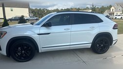 2025 Volkswagen Atlas Cross Sport SEL R-Line Black 4Motion