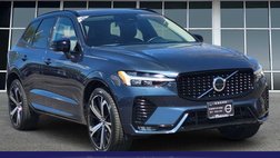 2023 Volvo XC60 B5 Ultimate Dark Theme