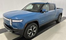 2024 Rivian R1T Adventure
