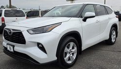 2022 Toyota Highlander LE