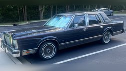 1984 Lincoln Town Car Signature