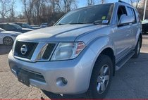 2011 Nissan Pathfinder SV