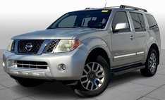 2008 Nissan Pathfinder LE