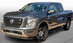 2022 Nissan Titan SV