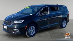 2024 Chrysler Pacifica Touring