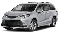2021 Toyota Sienna LE 8-Passenger