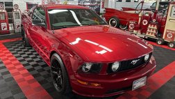 2005 Ford Mustang GT Deluxe