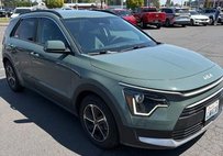 2023 Kia Niro Plug-In Hybrid EX