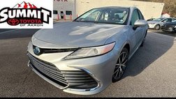 2022 Toyota Camry Hybrid XLE